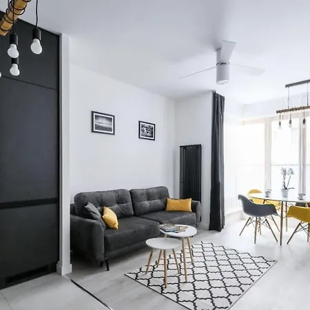 Lumineux A Traktir 아파트